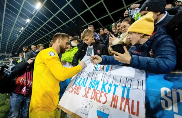 Za hrbtom  Jana Oblaka je na 22 tekmah v španskem prvenstvu 
končalo 24 žog.