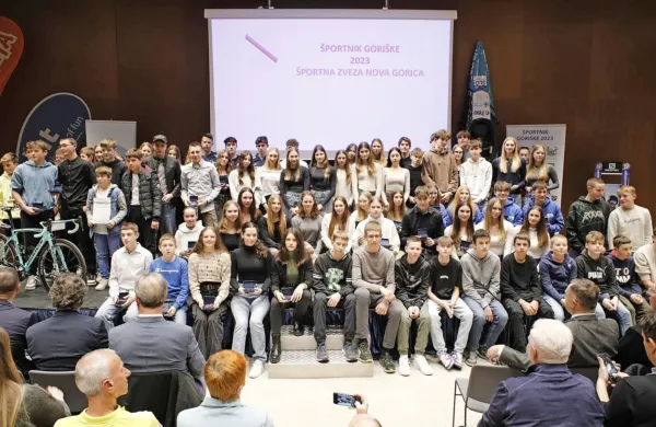 Nagrajenci s sinočnje prireditve Športnik Goriške 2023