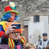Na 14. Istrski pustni povorki zmago slavili &ldquo;dekanski vesoljci&rdquo; (FOTO, VIDEO)