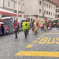 Idrija oživela v norčavih ritmih (FOTO)