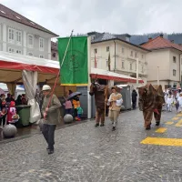 Idrija oživela v norčavih ritmih (FOTO)
