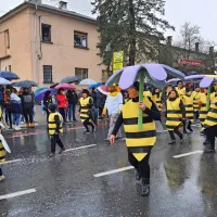 Na 27. povorki Pust je pr&scaron;u kljub dežju obilo smeha in zabave (FOTO, VIDEO)
