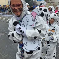 Na 27. povorki Pust je pr&scaron;u kljub dežju obilo smeha in zabave (FOTO, VIDEO)