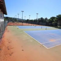   Občina Piran razpisa ne bo ponavljala, ampak se bo osredotočila  tudi na urejanje  drugih športnih 
površin.   