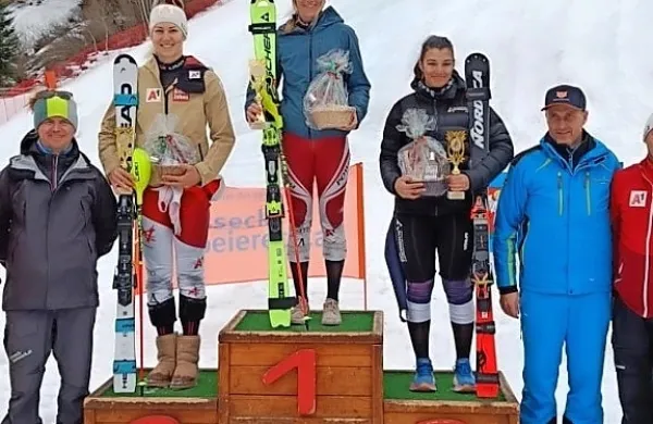 Članica SK Gorica Caterina Sinogoi je na FIS tekmi prišla do 
brona.
