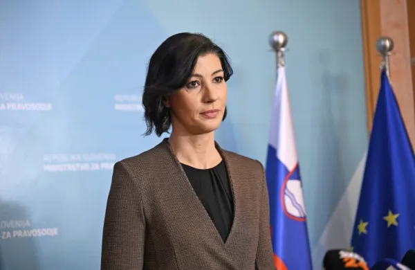 Dominika Švarc Pipan