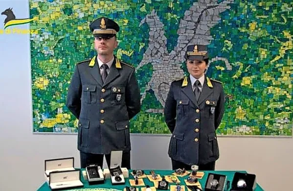 Finančni policisti z delom zaseženih vrednosti