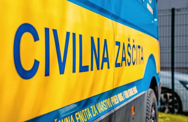Golob ob dnevu Civilne za&scaron;čite: Ko sistem deluje na najnižjem nivoju, sledijo tudi vrhovi