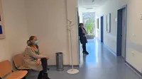 V zdravstvenih domovih na Primorskem se tudi po uveljavitvi 
odpovedi soglasij za nadurno delo trudijo ohraniti vse ambulante, 
tudi tiste za neopredeljene. 