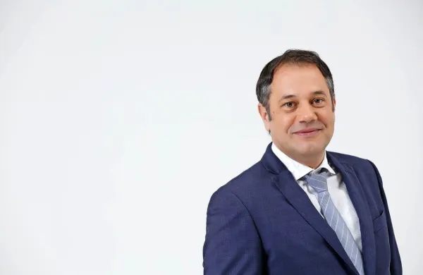 Po nekaterih informacijah naj bi se okrepila tudi vloga podpredsednika Gibanja Svoboda Mateja Arčona.