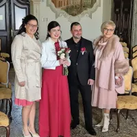 Presrečna Ivica Vergan na sinovi poroki