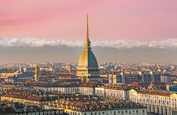 V Italiji odmeva afera o nezakonitem dostopanju do zasebnih 
finančnih informacij in sodnih dokumentov.