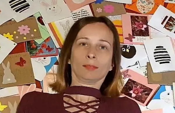 Danijela k izdelovanju voščilnic vabi  vse ljudi dobrega srca.