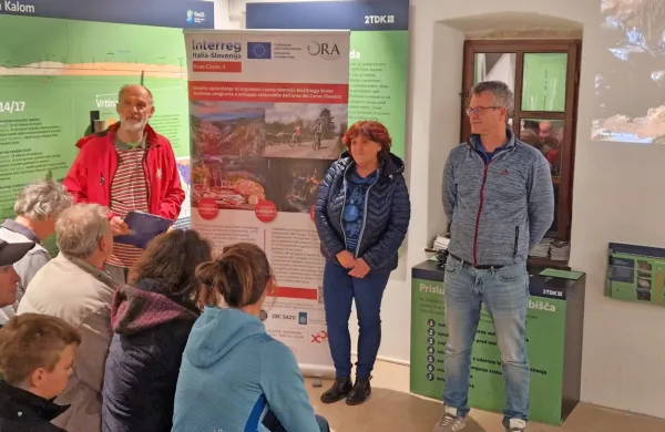 Na dobro obiskanem predavanju v informacijskem centru Krajinskega parka Beka je krasoslovka dr. Nadja Zupan Hajna 
predstavila najnovejša odkritja o vrstah in starosti naplavin v jami 
Dimnice.   