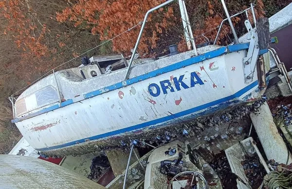 Plovila lahko prevzamejo &scaron;e do 15. aprila