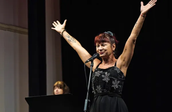 Violeta Tomić se spet podaja v politiko.