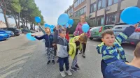 Malčki iz vrtca Polžek &Scaron;alara sprehod posvetili ljudem z Downovim sindromom