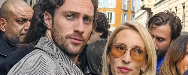 Sam in Aaron Taylor-Johnson sta se spoznala leta 2009 na 
snemanju filma. Rodila se je velika ljubezen. 