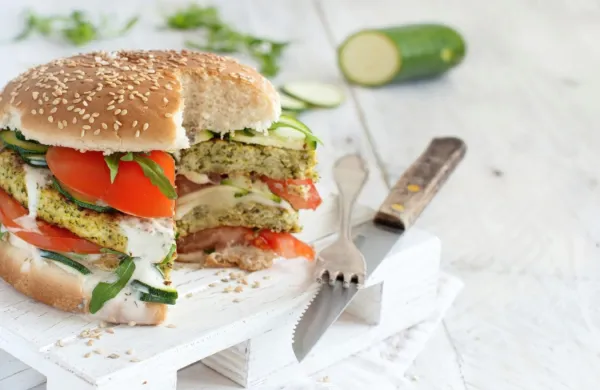 

Ocenjevali so vegetarijanske in veganske polpete, pri ocenjevanju 
so največjo težo namenili prehranskemu profilu izdelka, najmanjšo pa številu aditivov in arom.