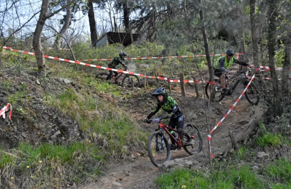 Po progah nad Solkanom je drvelo 207 enduro kolesarjev.