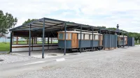 Lokal Parenzana se konec meseca poslavlja, za ponudbo pa bosta 
to poletje skrbeli gostinski prikolici.