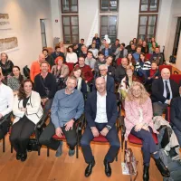 V okviru obeleževanja rojstnega dne Santoria Santoria so mu 
raziskovalke in raziskovalci ZRS Koper posvetili dvorano v Centru 
humanističnih znanosti ZRS Koper.