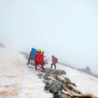 Planinke prenočile v bivaku, zjutraj pa poklicale pomoč