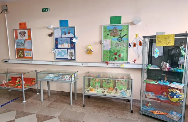 Mali mehurčki z razstavo o letnih časih