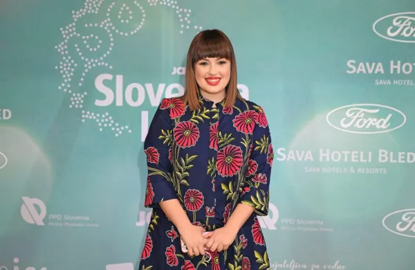 Direktorica Inštituta 8. marec Nika Kovač