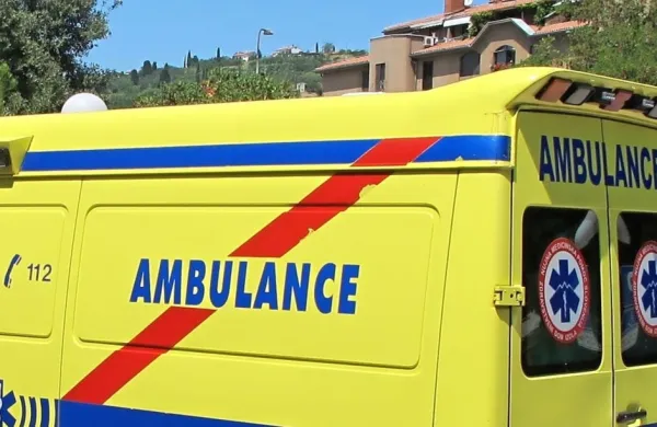 Pri vožnji s kajakom na reki Savi po&scaron;kodovan otrok