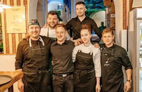 5-hodni meni na temo divje hrane so pripravili Bistro Štorja, 
Ekoturizem Hudičevec, Oštarija Bolk in Florjan Žnidaršič. 