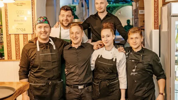 5-hodni meni na temo divje hrane so pripravili Bistro Štorja, 
Ekoturizem Hudičevec, Oštarija Bolk in Florjan Žnidaršič. 