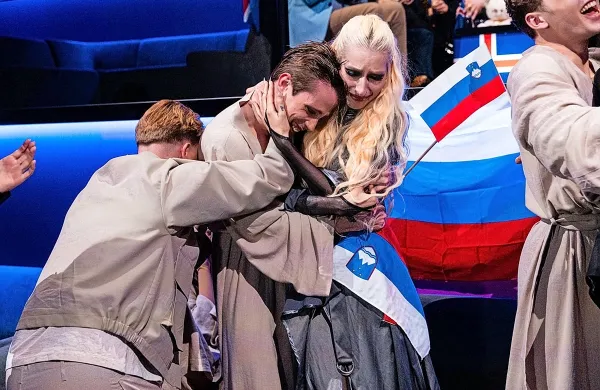 Raiven takoj po razglasitvi o uvrstitvi v sobotni finale