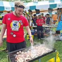 Na &Scaron;kisovi tržnici &scaron;tudentje pokazali zanimanje za evropske volitve in opozorili na dogajanje na Bližnjem vzhod (FOTO)
