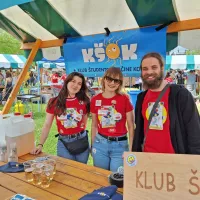 Na &Scaron;kisovi tržnici &scaron;tudentje pokazali zanimanje za evropske volitve in opozorili na dogajanje na Bližnjem vzhod (FOTO)