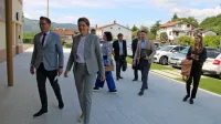 Alenka Bratušek  županom ni potrdila, ali se bo našla rešitev za 
Kanin. 