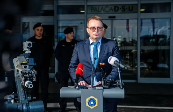 Generalni direktor uprave za zaščito in varovanje Leon Behin