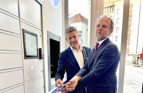 Postojna: po knjige po novem lahko tudi v knjigomat