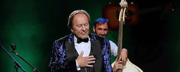 Miro Ungar še danes najraje prepeva. 