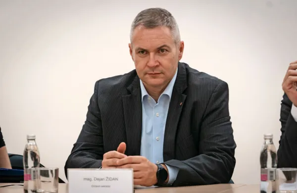 Državni sekretar na ministrstvu Dejan Židan je ob tem poudaril 
vlogo, ki jo imajo točni merilni instrumenti pri ustvarjanju 
boljšega jutri.