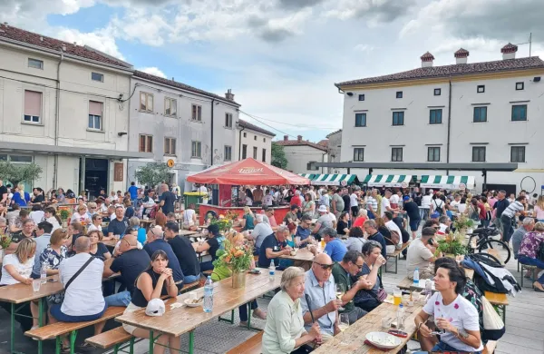Pa&scaron;ta Fe&scaron;ta: Tona pa&scaron;te na več kot 20 različnih načinov za lačne in za sladokusce (FOTO)