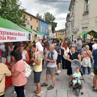 Pa&scaron;ta Fe&scaron;ta: Tona pa&scaron;te na več kot 20 različnih načinov za lačne in za sladokusce (FOTO)