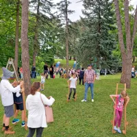 Na tisoče prijateljev se je družilo z živalmi in pravljičnimi bitji (FOTO)