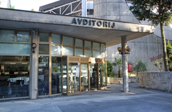 Melodije morja in sonca bodo tudi letos gostovale v portoroškem 
Avditoriju.
