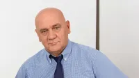 Robert Fakin