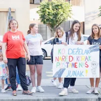 Deželak Junak za počitnice otrok zbral 1.217.026,21 evrov!