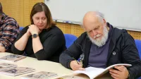 Dr. Lovrenc Lipej, dolgoletni  urednik naravoslovnega dela revij 
Annales, in urednica humanističnega dela dr. Urška Lampe   