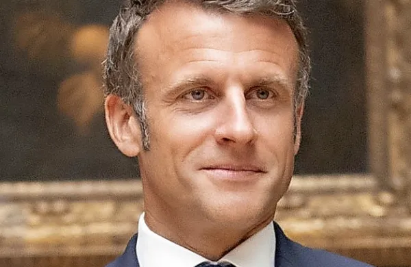 Francoski predsednik Macron razpustil parlament, za 30. junij sklical predčasne volitve