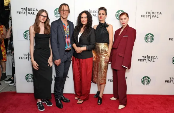 Film Odrešitev za začetnike so premierno predstavili na filmskem festivalu Tribeca v New Yorku.