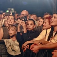 Nina Pu&scaron;lar in Petar Gra&scaron;o otvorila poletno koncertno sezono (FOTO)
